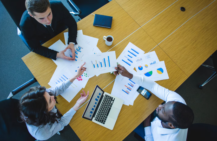 The Role of Business Strategy in Achieving Competitive Advantage